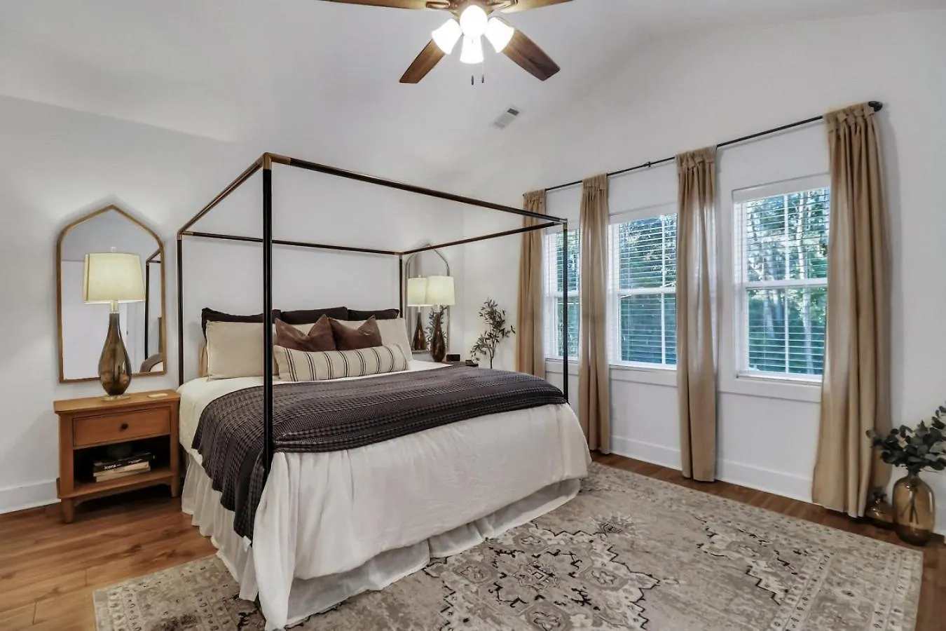 Savannah Comfort Sanctuary By Oatland Island Wildlife Center 0*,  United States