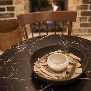 Intimate Library - Minutes To Forsyth Park Holiday home